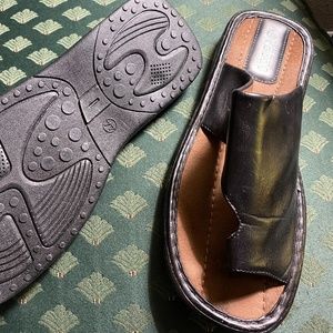 veeko sandals